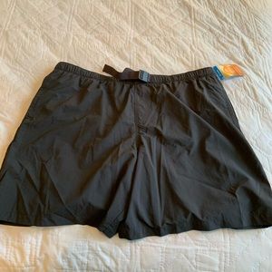 Columbia Omni shade Flatwater Run Short XXl